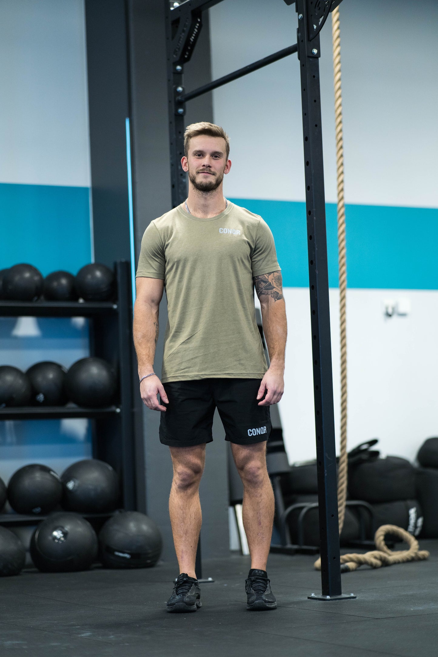 CONQR CLASSIC CF OLIVE T-SHIRT